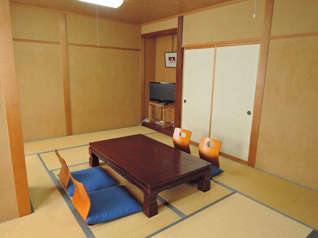 Maruni Ryokan Hakuba Zewnętrze zdjęcie